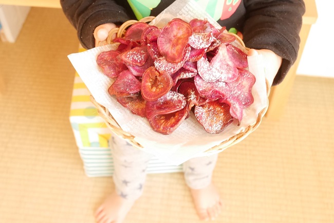 紫芋チップス