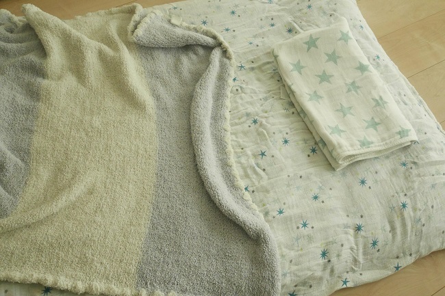 エイデンアネイ　おくるみ