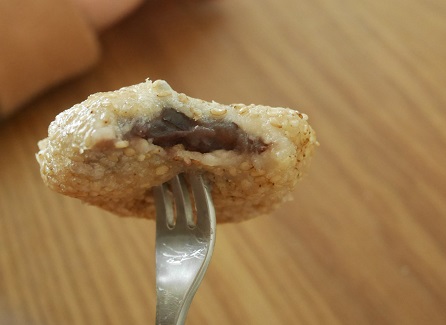 カルディ購入品　手作りゴマ団子セット　12